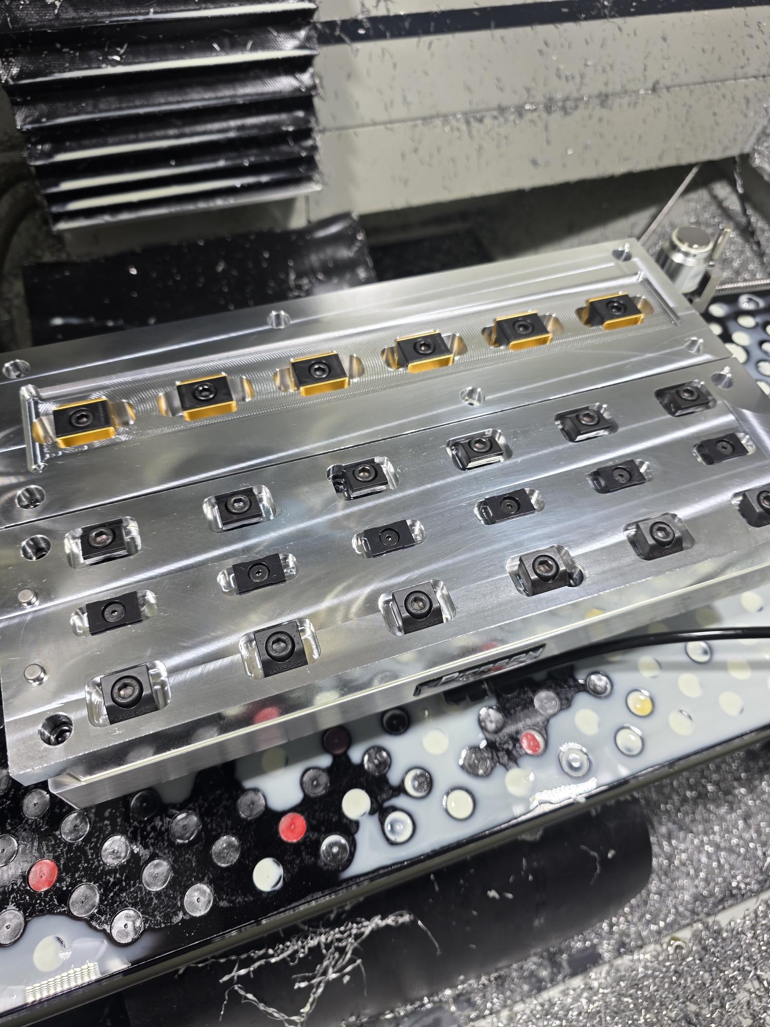 Maquinados CNC de precisión y componentes especiales